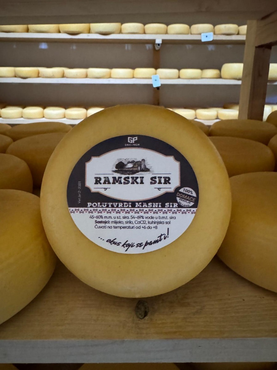 Ramski polutvrdi sir 1 kg