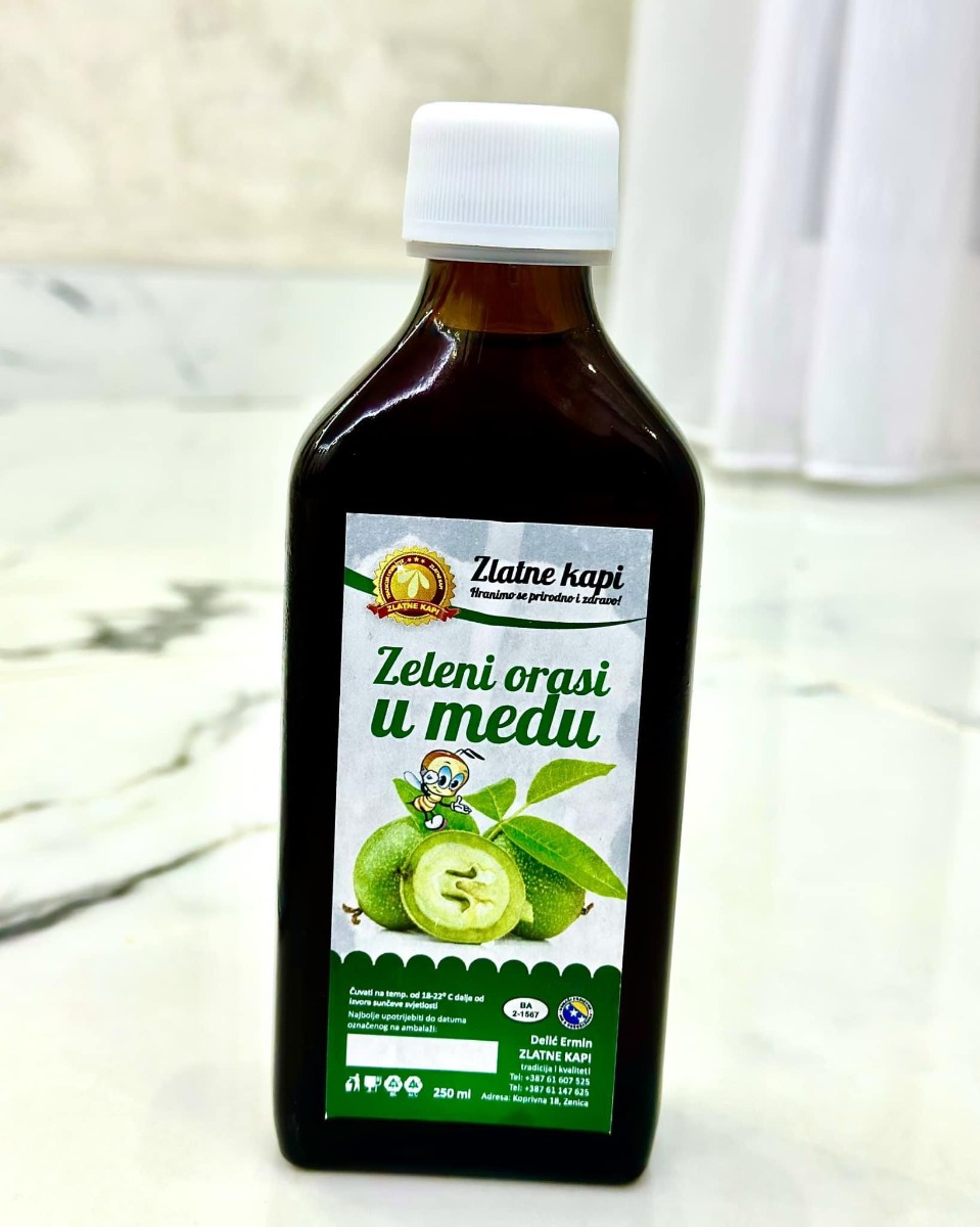 Sirup zeleni orasi u medu - 200ml